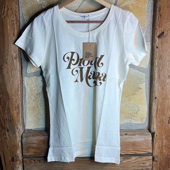 Proud Mama Scoop Neck T-Shirt - Picture 9 of 9